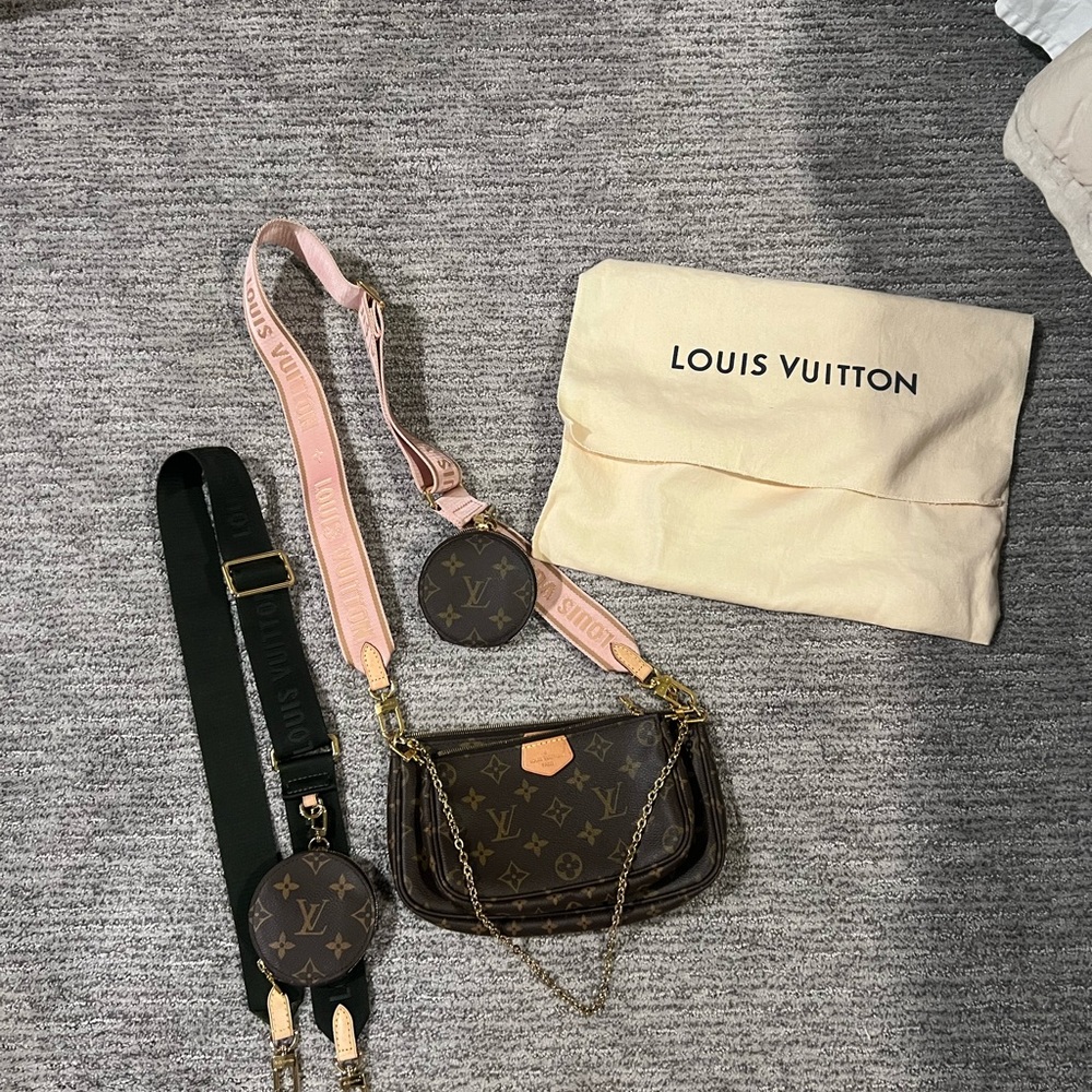 Louis Vuitton multi pochette accessories